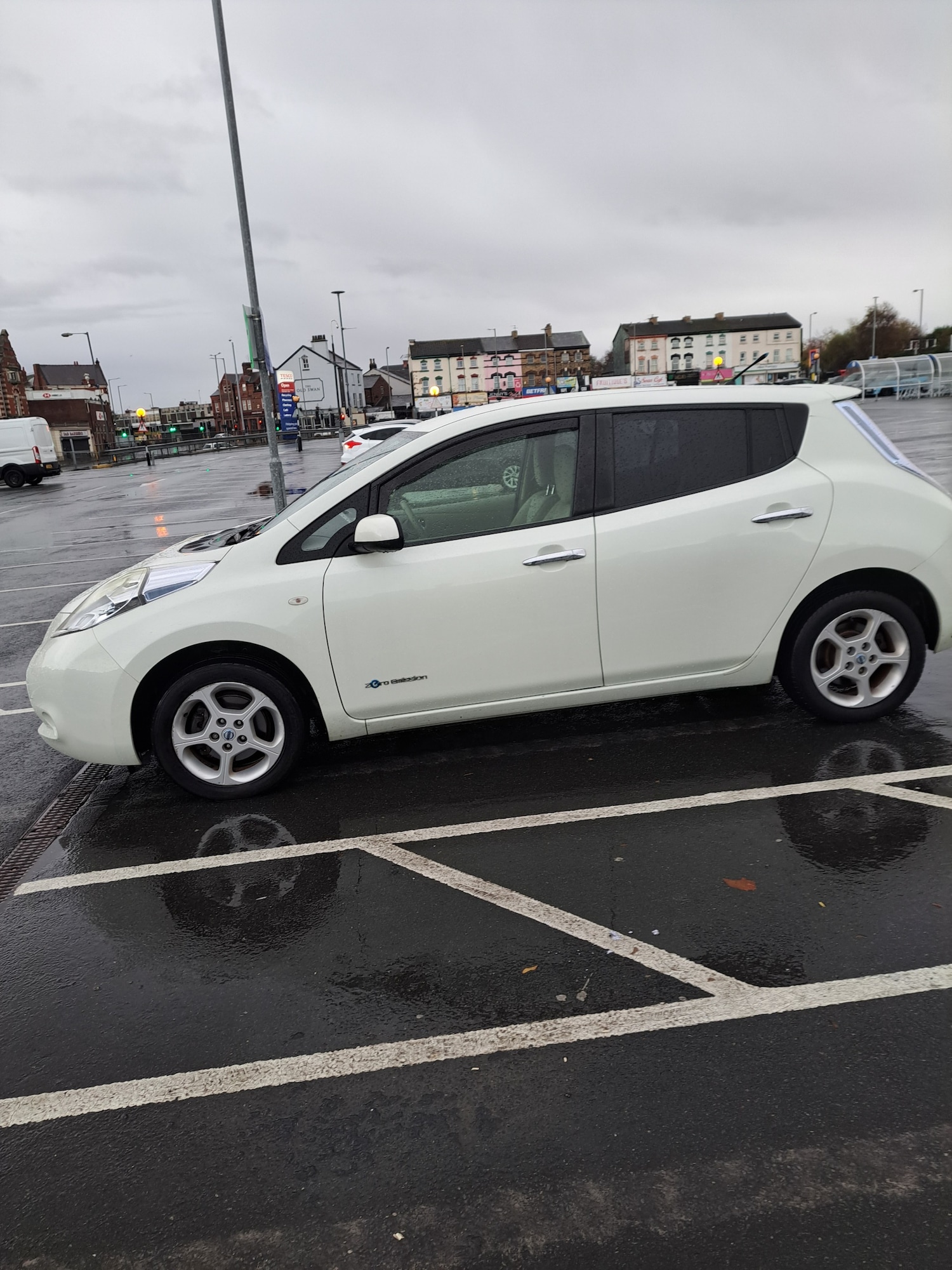 Used Nissan Leaf 2013 for sale - 76436337: Photo 3