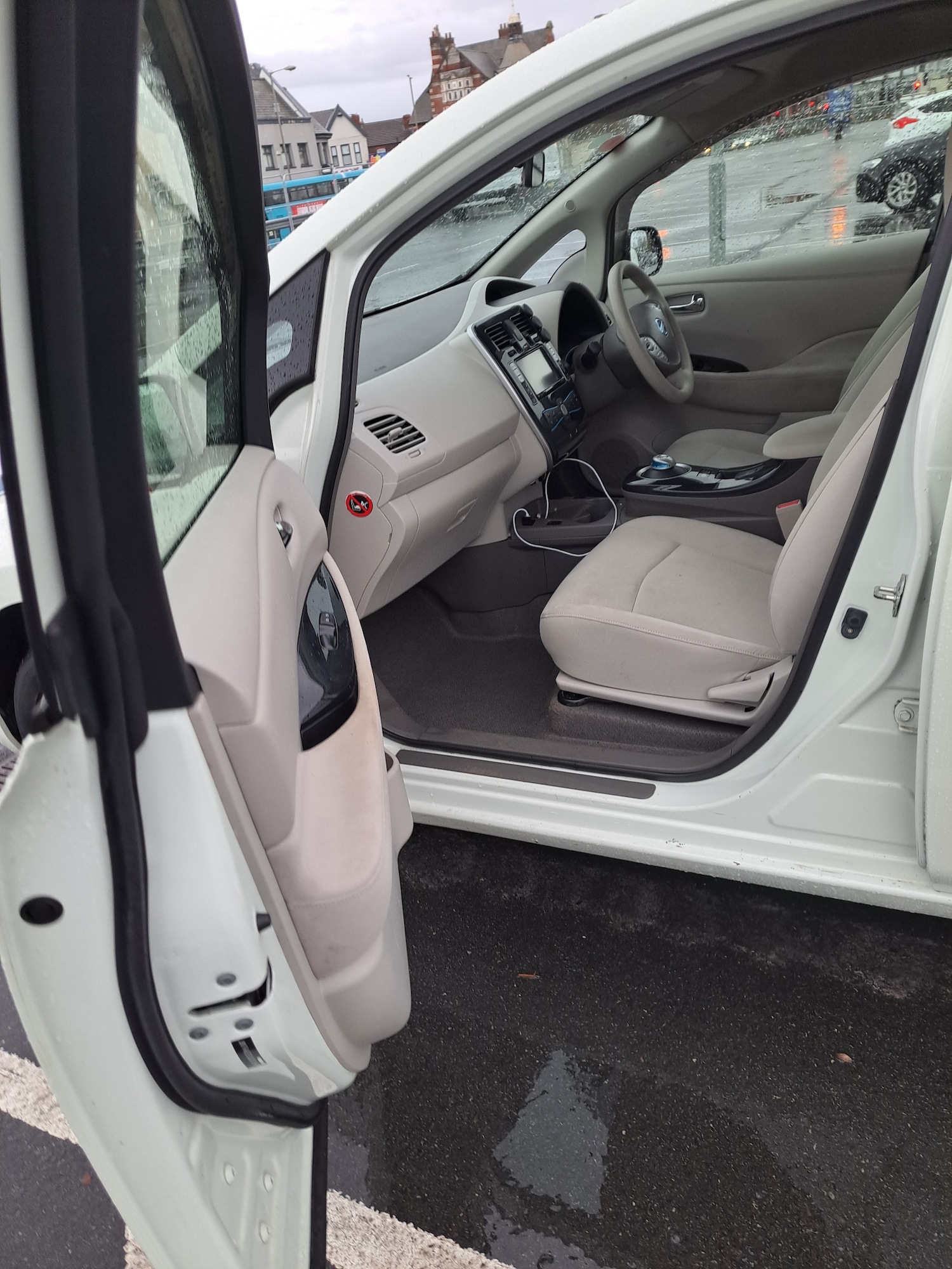 Used Nissan Leaf 2013 for sale - 76436337: Photo 9