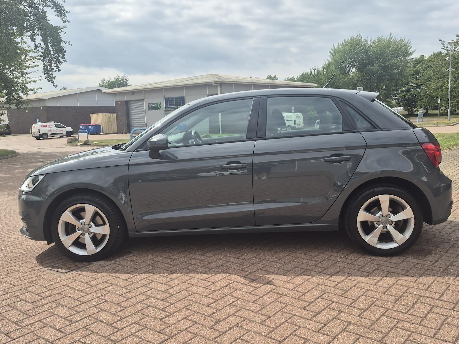 Used Audi A1 2018 for sale - 76965695: Photo 8