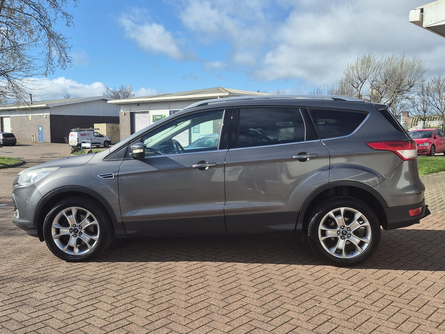 Used Ford Kuga 2014 for sale - 77877855: Photo 7