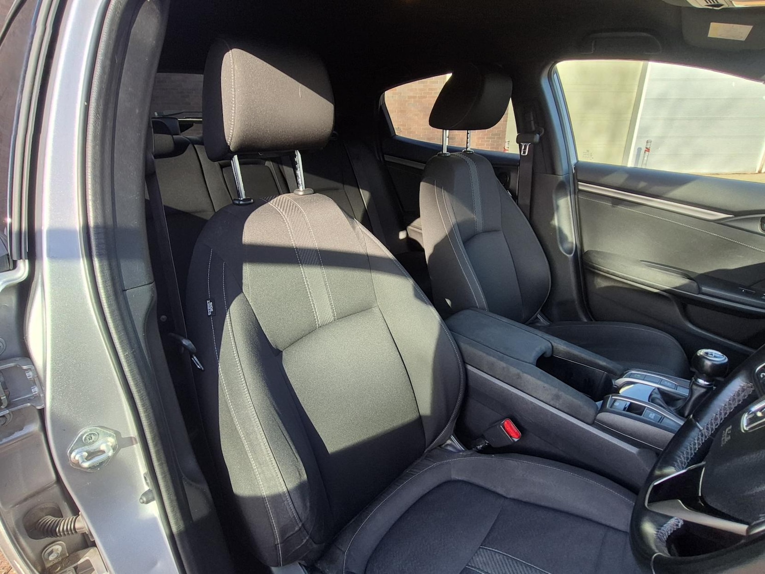 Used Honda Civic 2018 for sale - 77556936: Photo 14