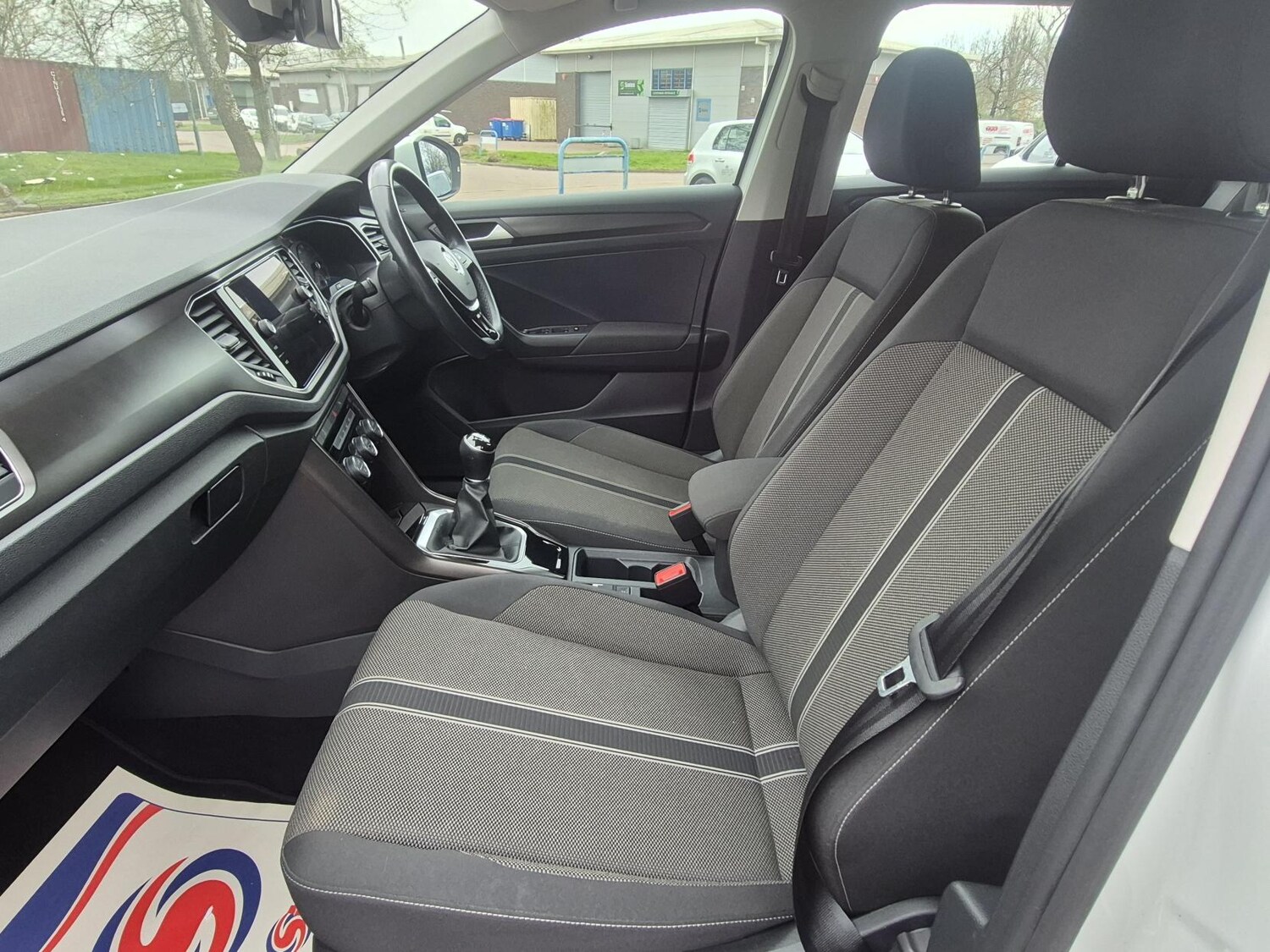 Used Volkswagen T-Roc 2019 for sale - 78053251: Photo 12