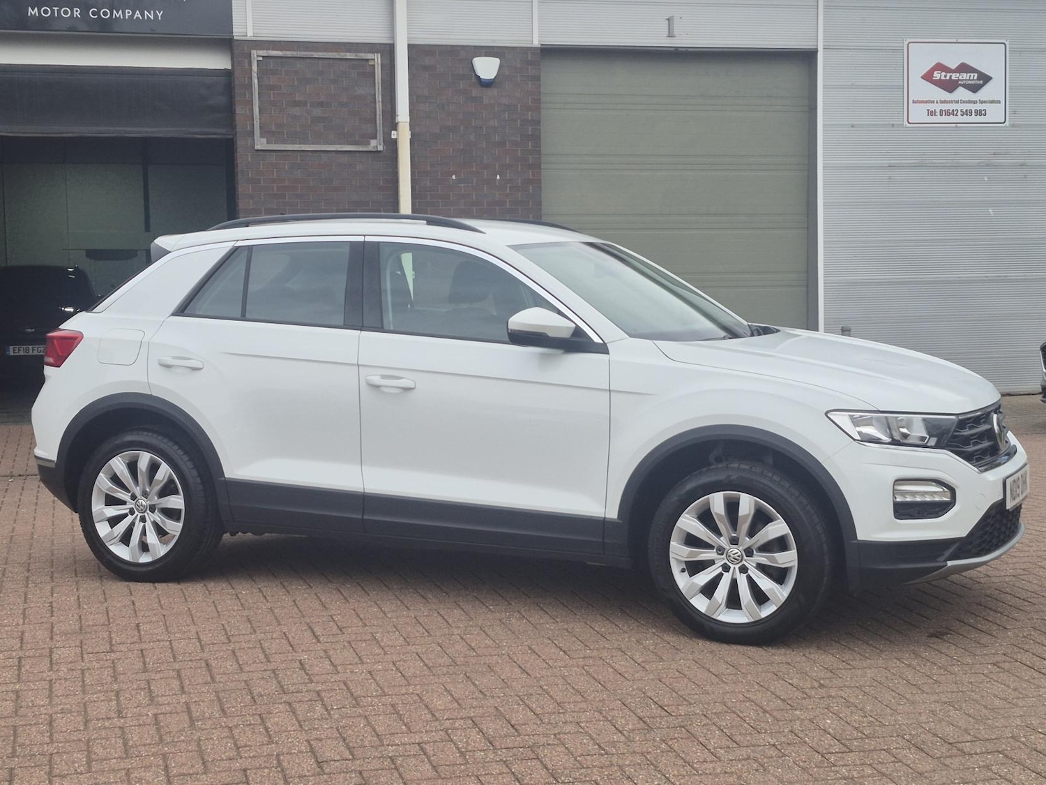 Used Volkswagen T-Roc 2019 for sale - 78053251: Photo 2