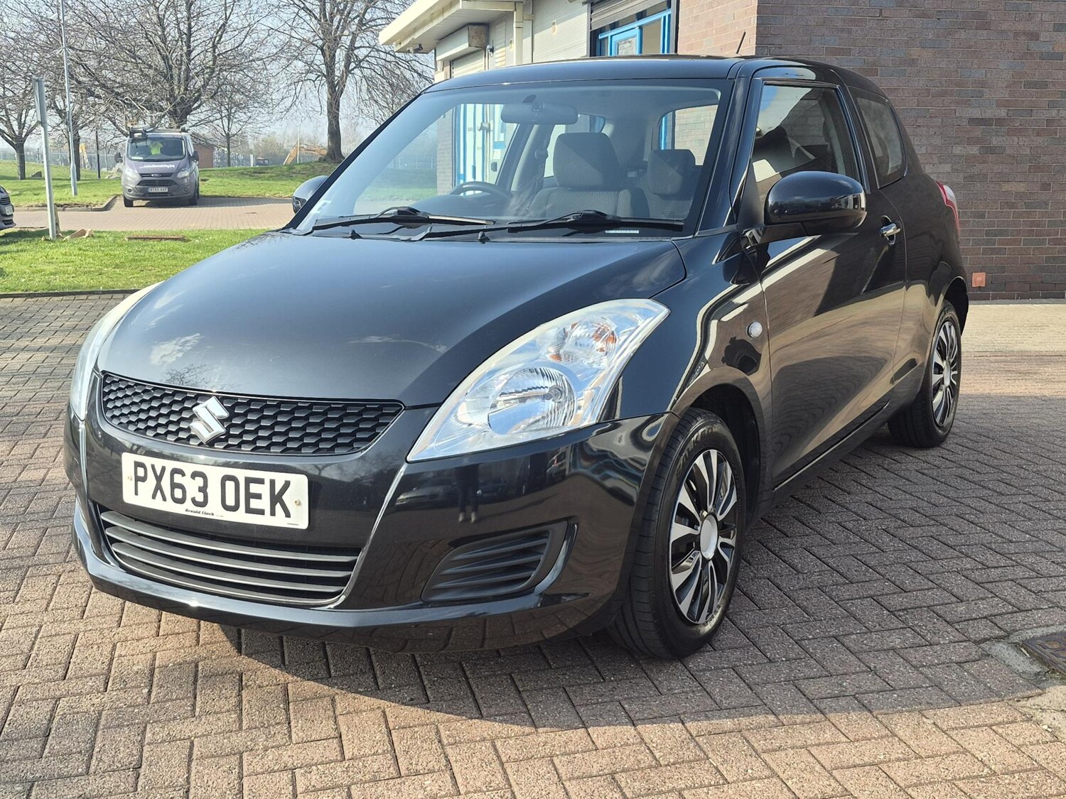 Used Suzuki Swift 2013 for sale - 77763002: Photo 8