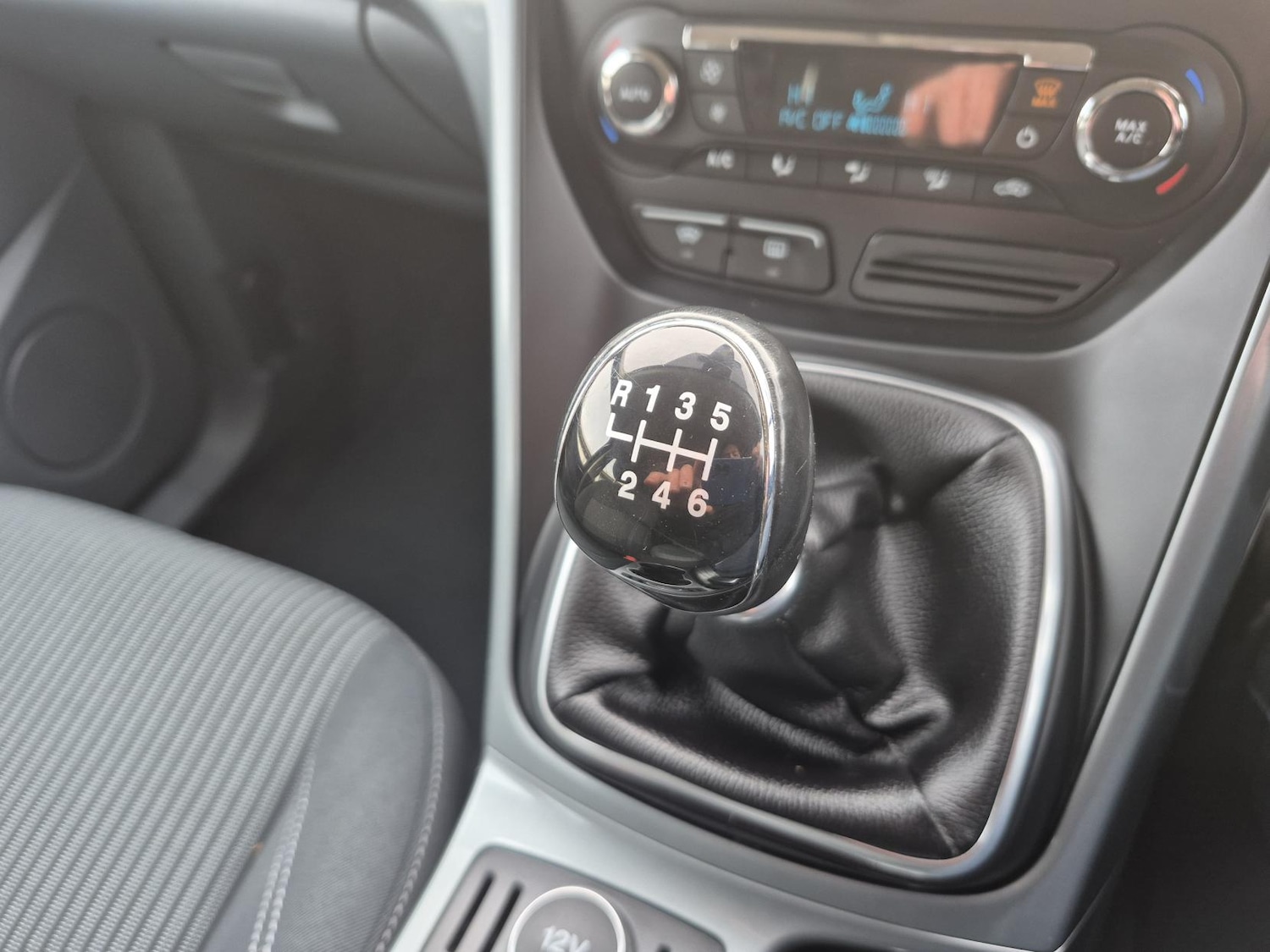 Used Ford C-Max 2015 for sale - 77630929: Photo 21