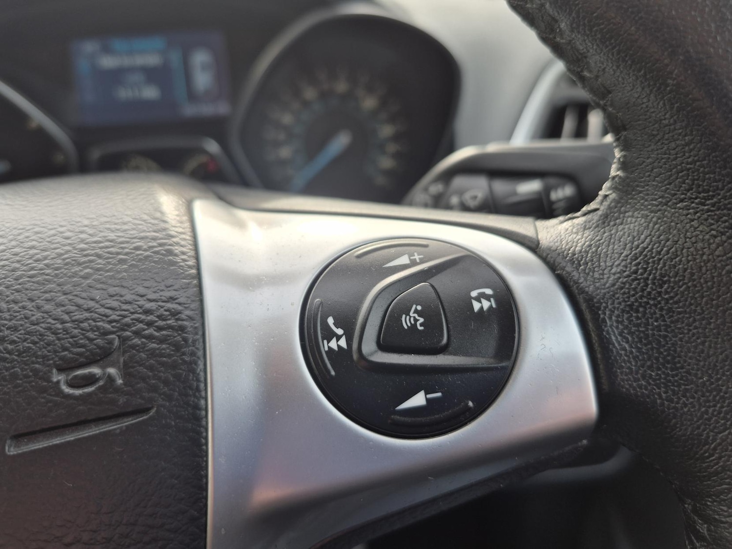 Used Ford C-Max 2015 for sale - 77630929: Photo 24