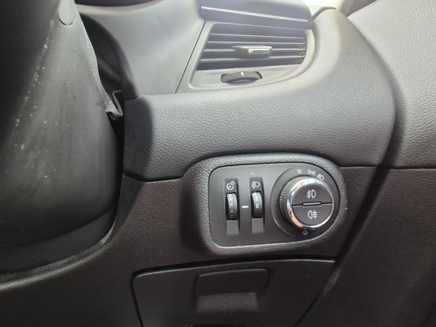 Used Vauxhall Zafira 2016 for sale - 78162525: Photo 21