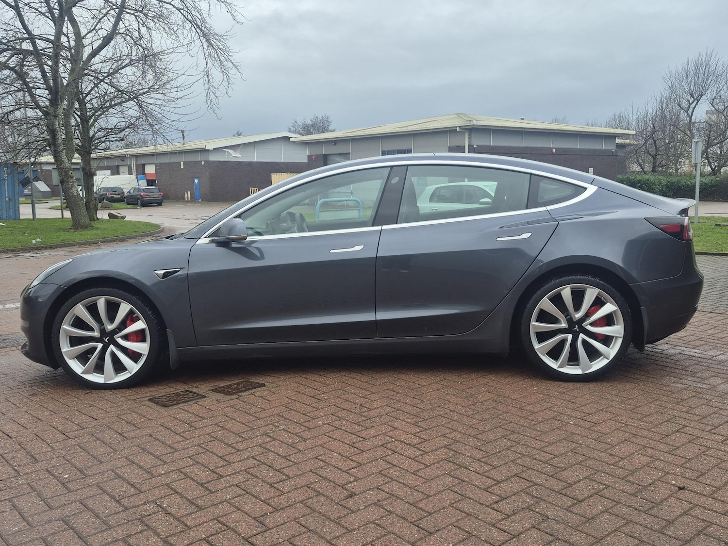 Used Tesla Model 3 2019 for sale - 77235613: Photo 8