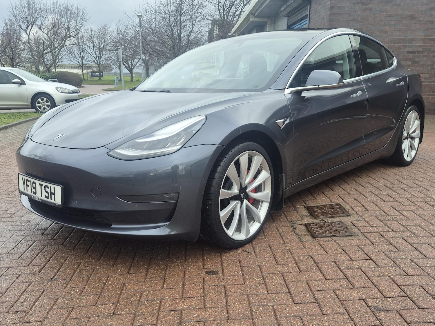Used Tesla Model 3 2019 for sale - 77235613: Photo 9