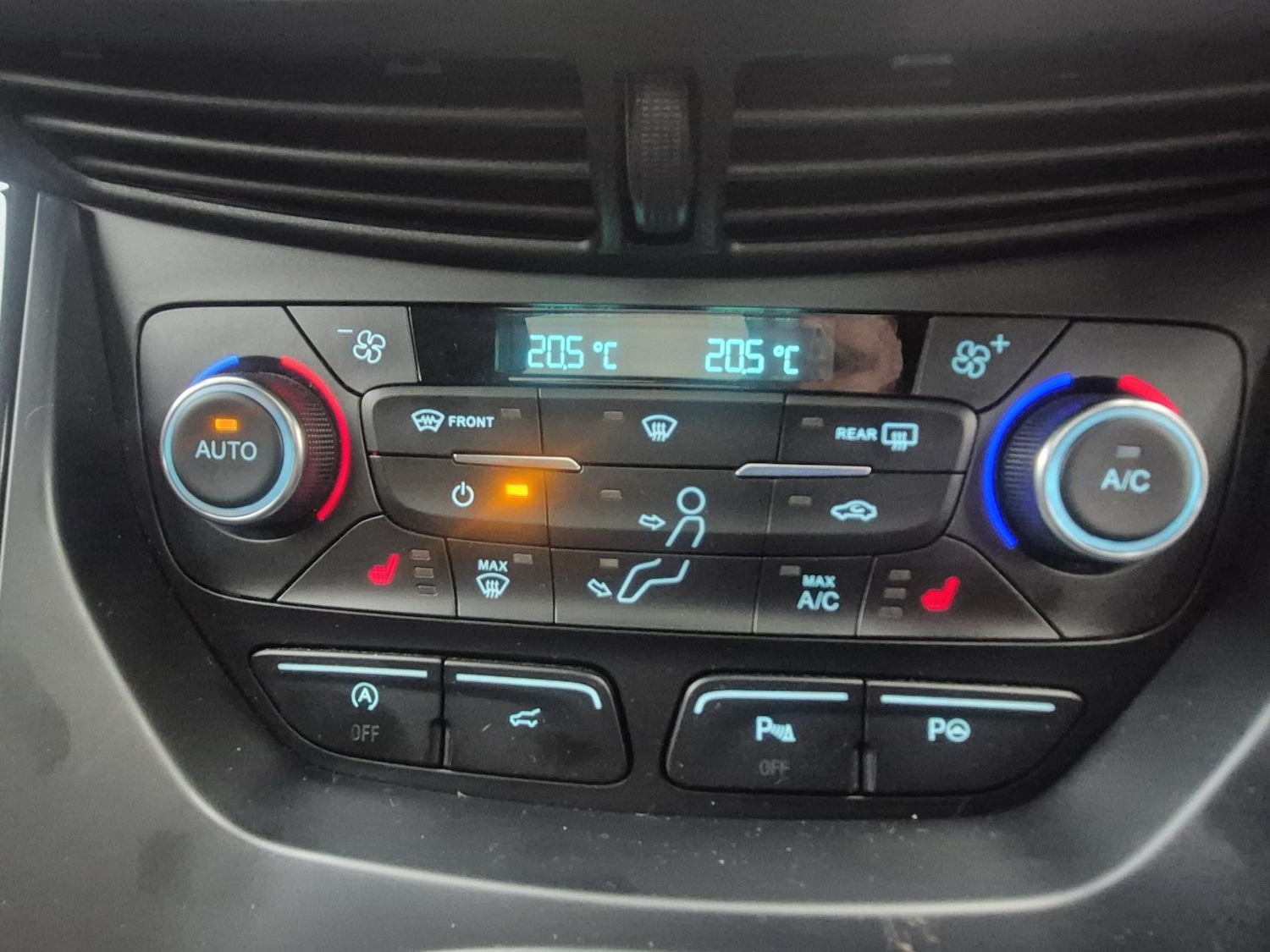 Used Ford Kuga 2018 for sale - 77127784: Photo 25