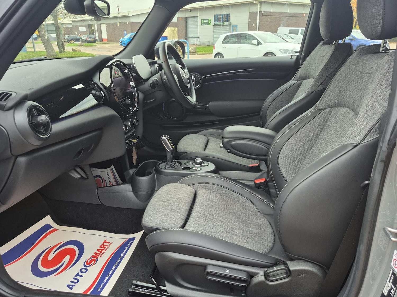 Used MINI Hatch 2021 for sale - 76965696: Photo 15