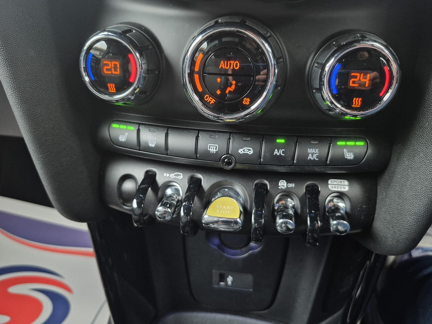 Used MINI Hatch 2021 for sale - 76965696: Photo 23