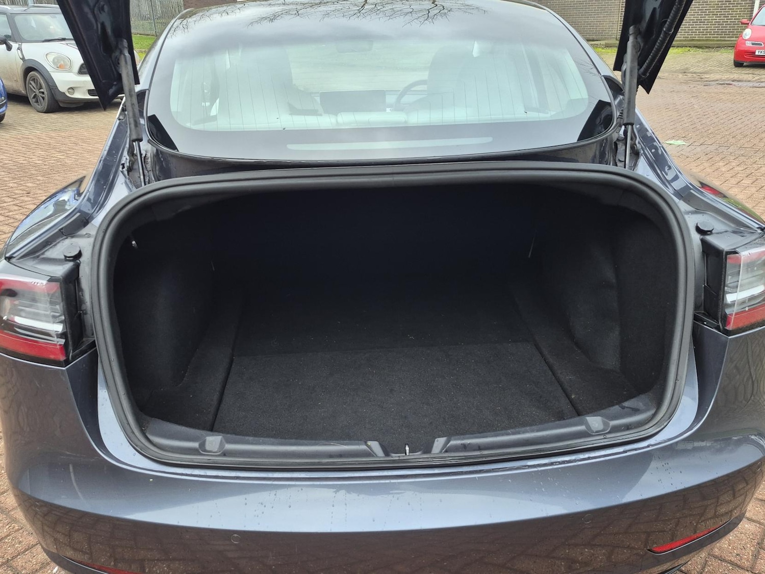Used Tesla Model 3 2019 for sale - 77367211: Photo 8
