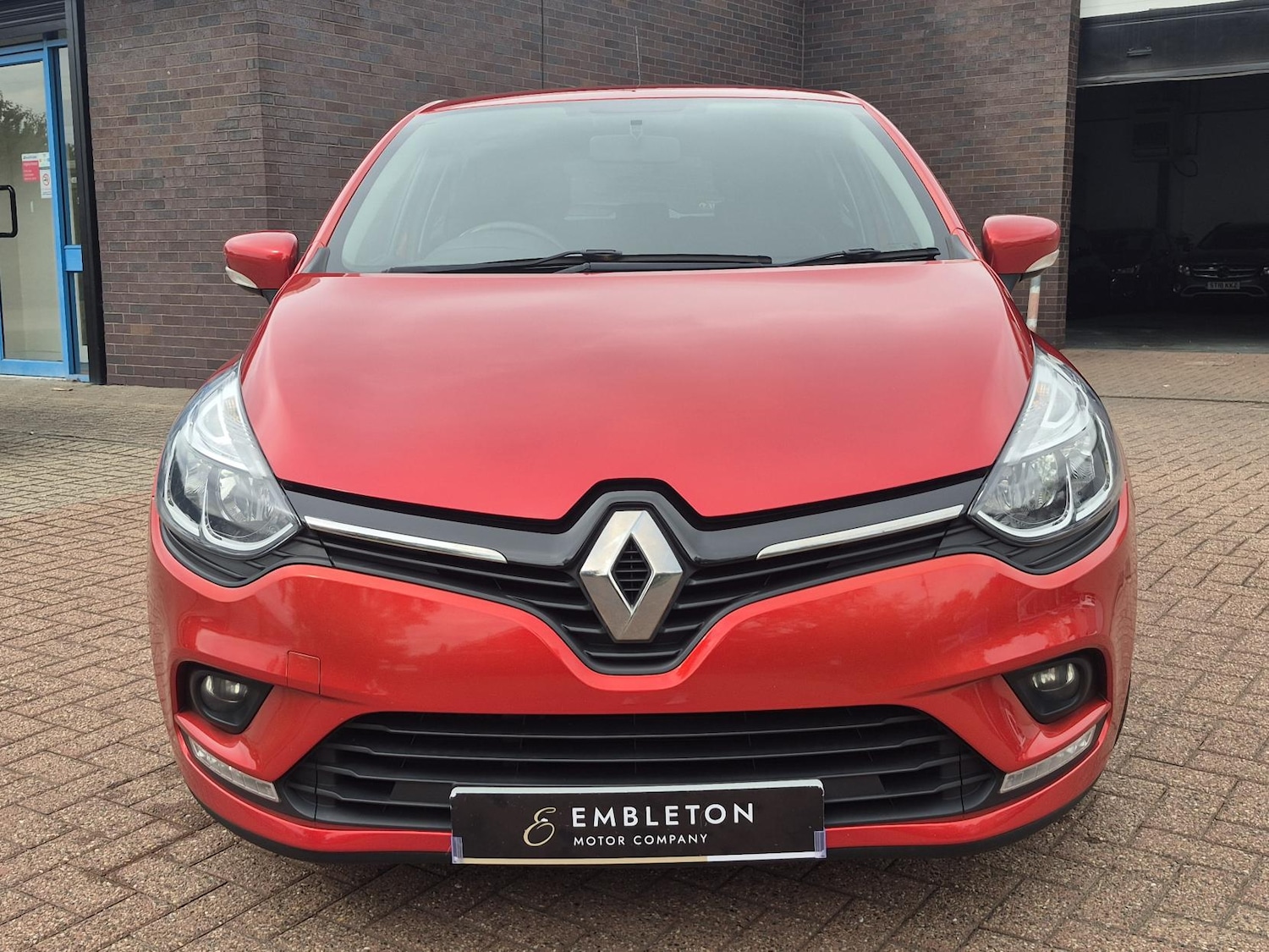 Used Renault Clio 2018 for sale - 76965694: Photo 11