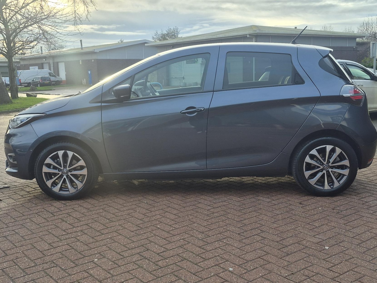Used Renault Zoe 2021 for sale - 76965700: Photo 7