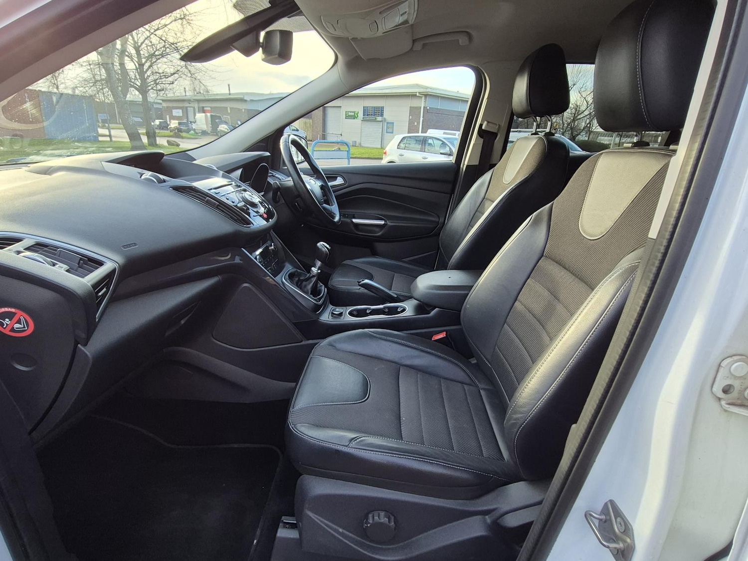 Used Ford Kuga 2015 for sale - 77210673: Photo 12