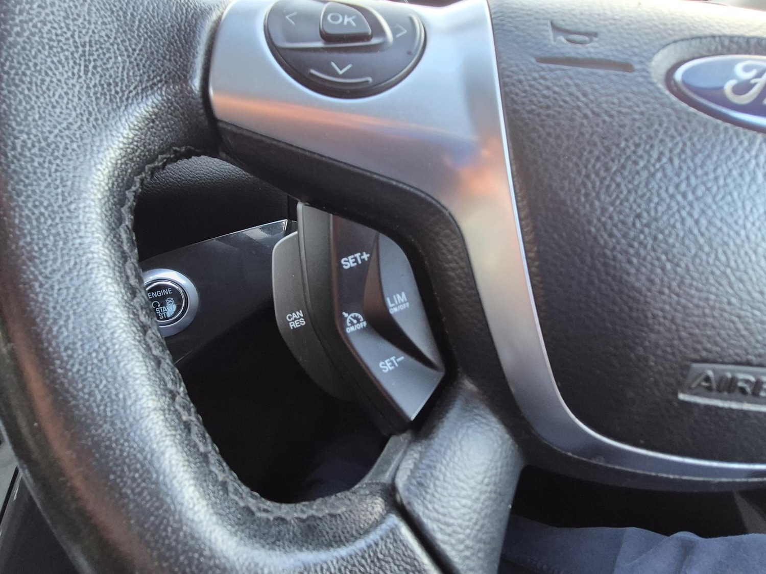 Used Ford Kuga 2015 for sale - 77210673: Photo 23