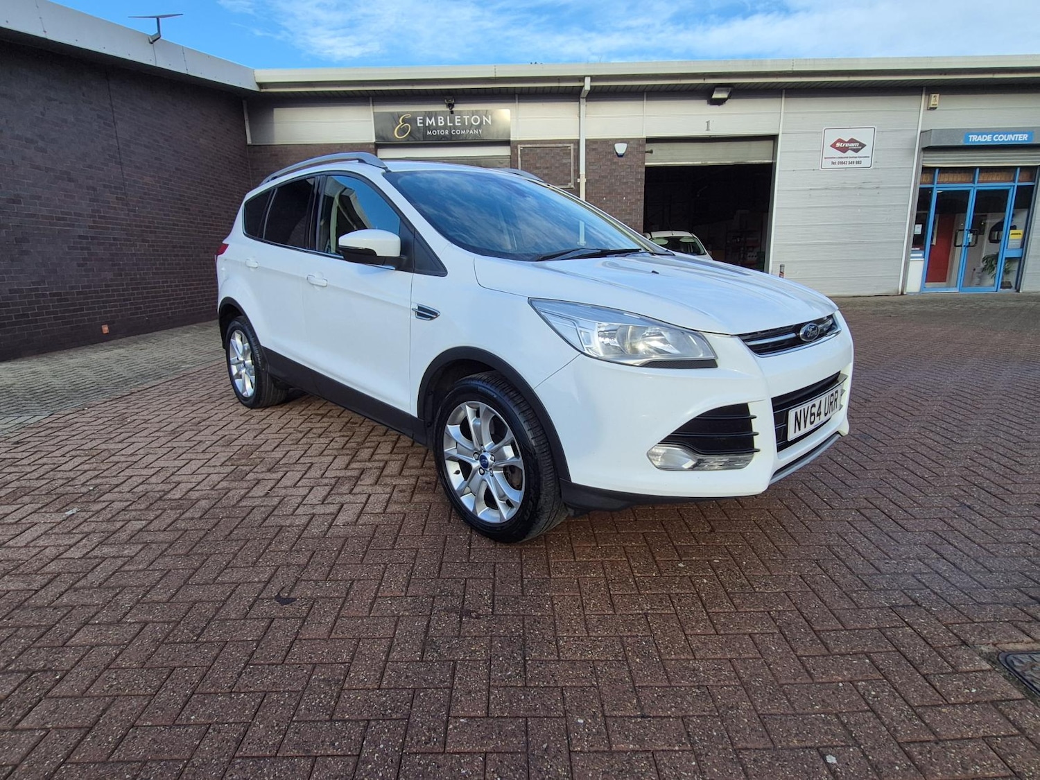 Used Ford Kuga 2015 for sale - 77210673: Photo 27