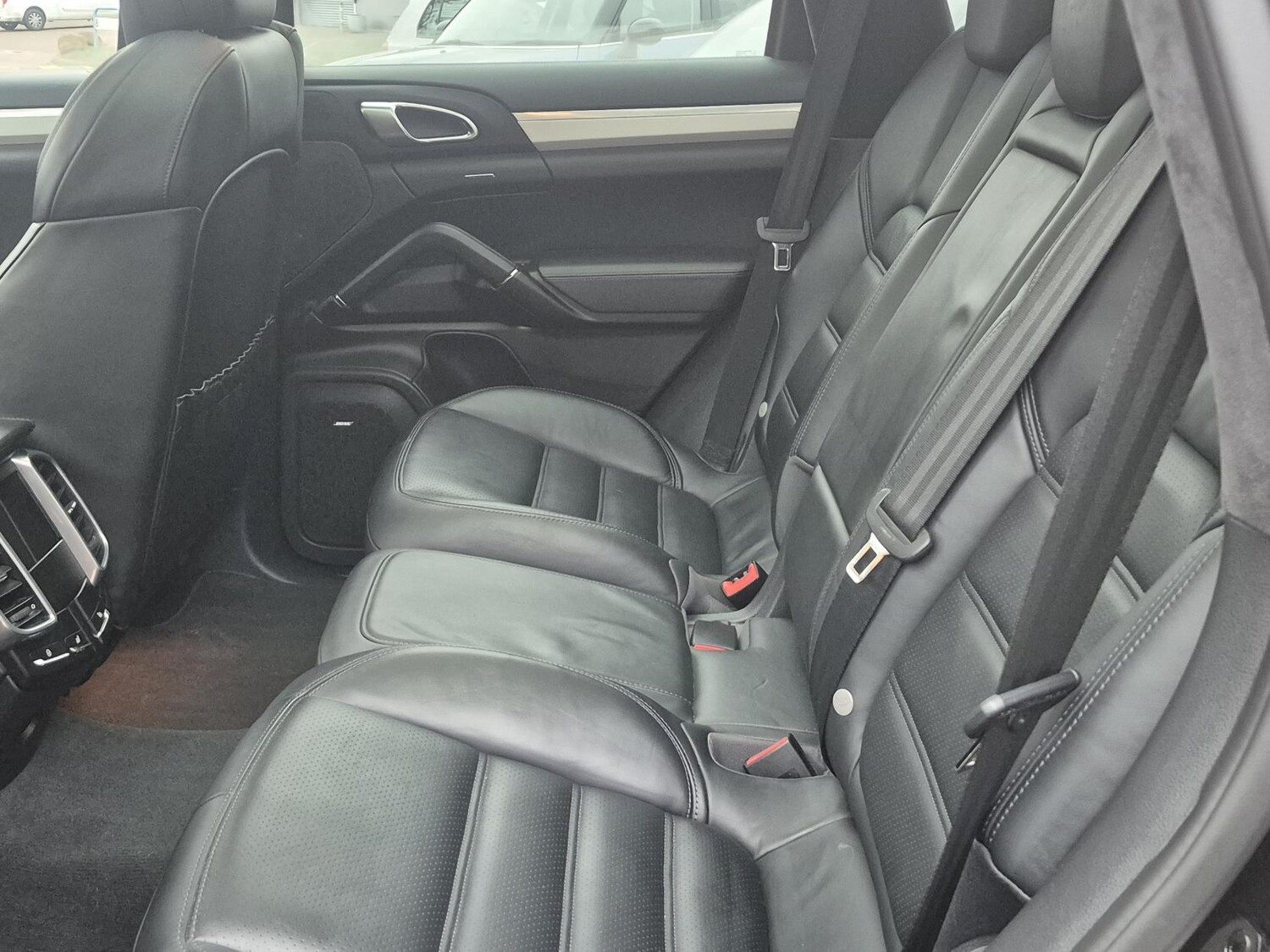 Used Porsche Cayenne 2015 for sale - 77406492: Photo 11