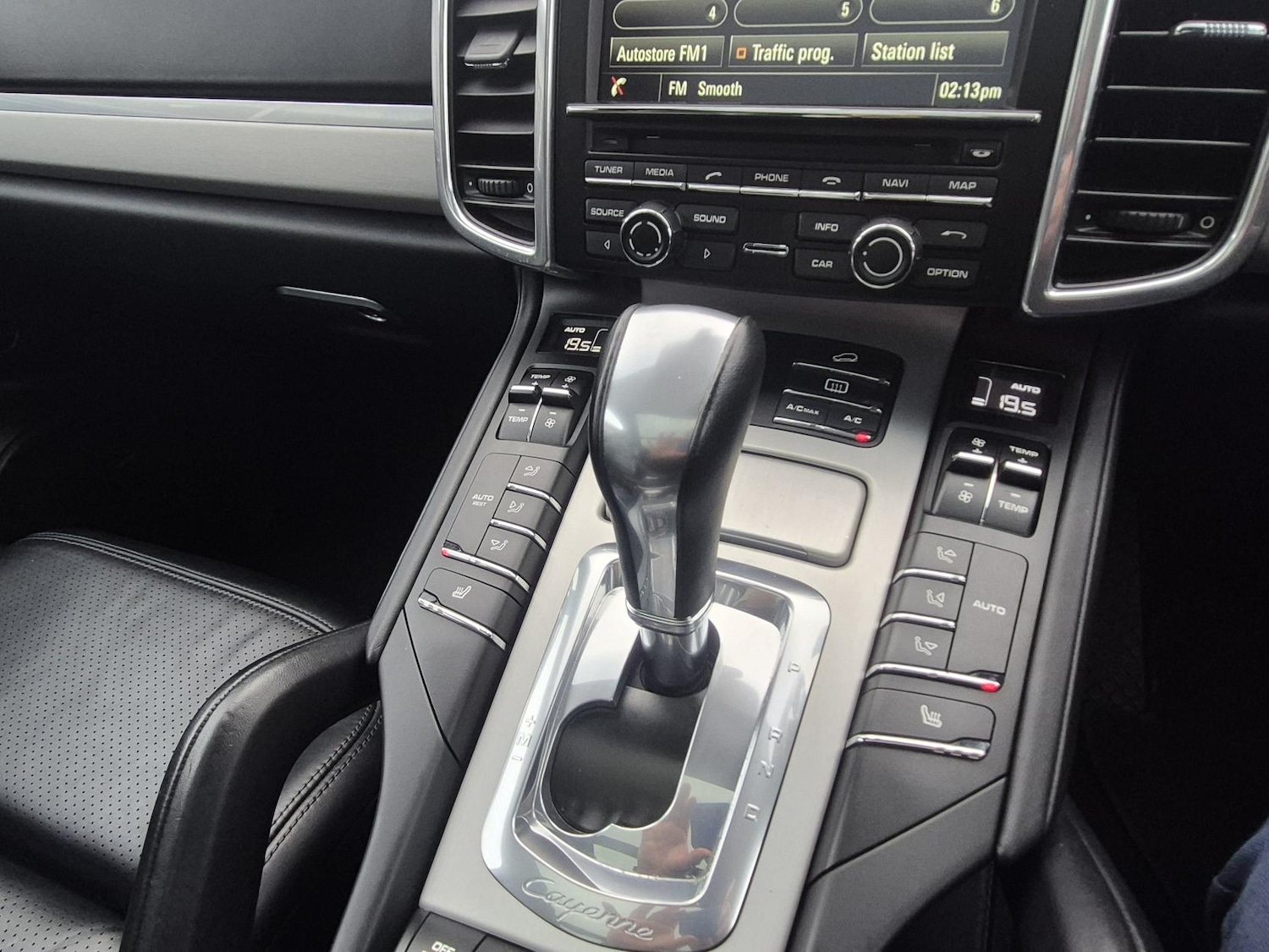 Used Porsche Cayenne 2015 for sale - 77406492: Photo 21