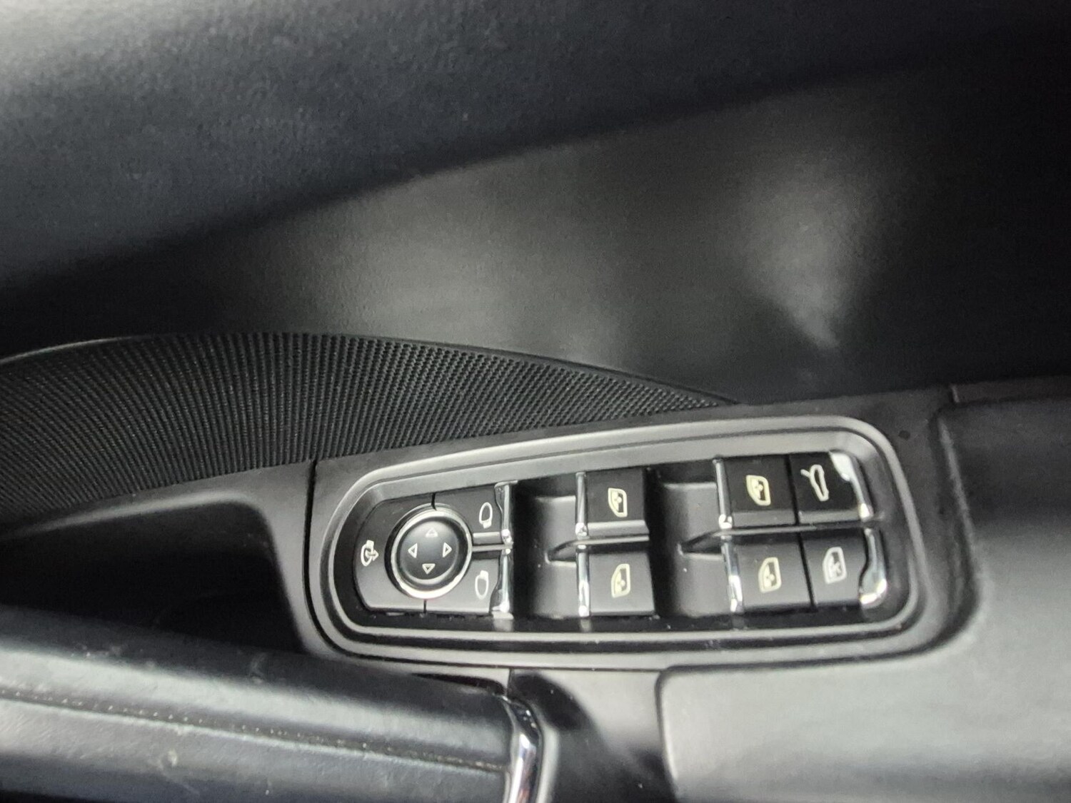 Used Porsche Cayenne 2015 for sale - 77406492: Photo 30