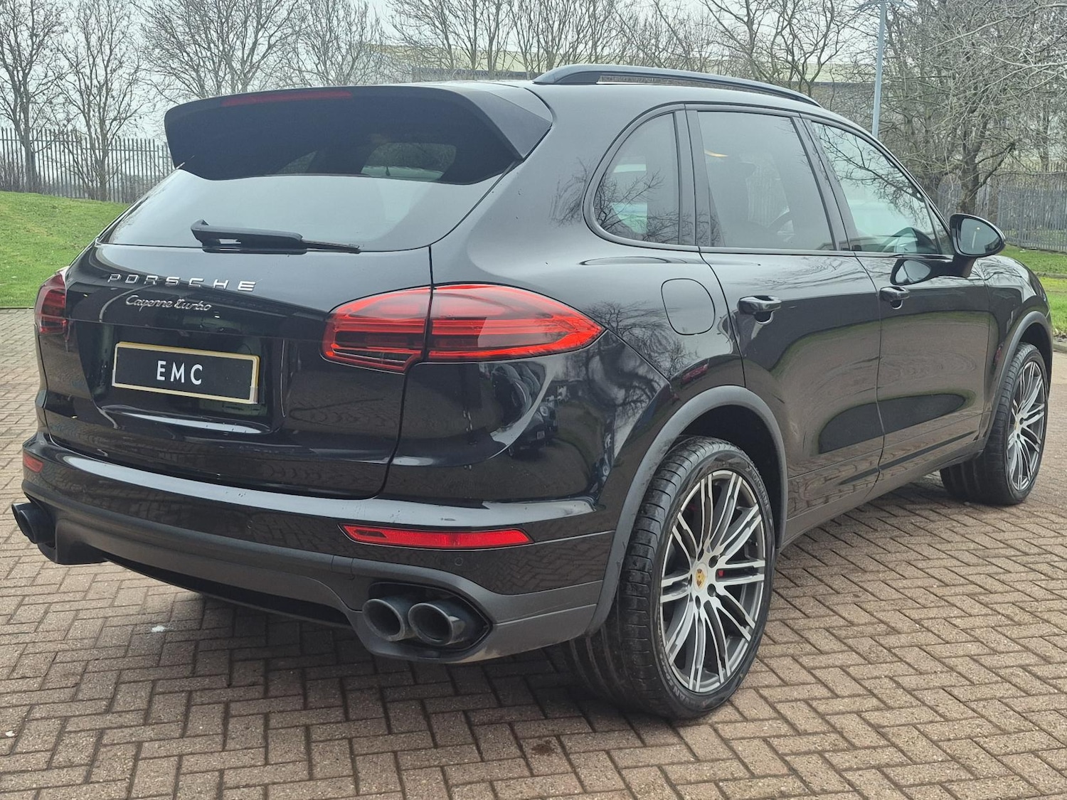 Used Porsche Cayenne 2015 for sale - 77406492: Photo 4