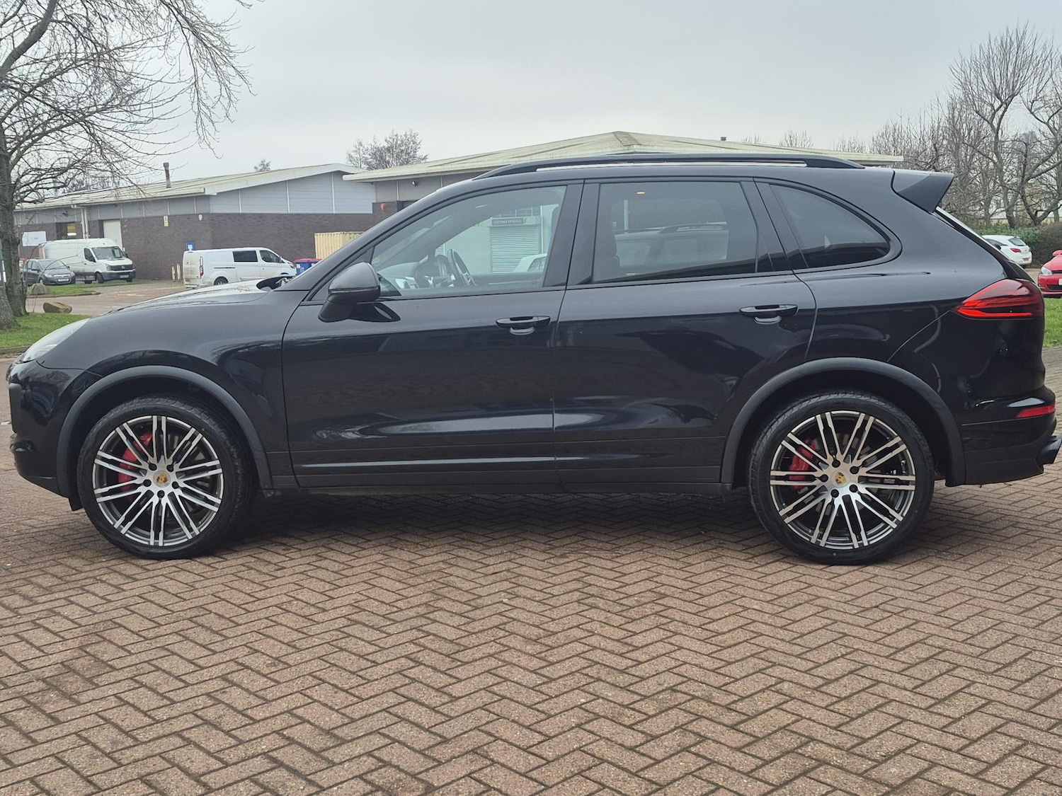 Used Porsche Cayenne 2015 for sale - 77406492: Photo 7