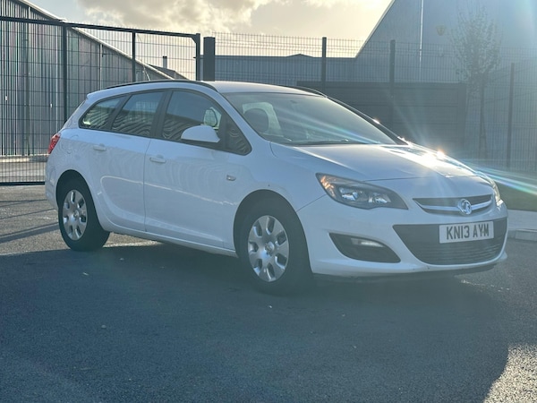 Used Vauxhall Astra 2013 for sale - 74879786: Photo 24
