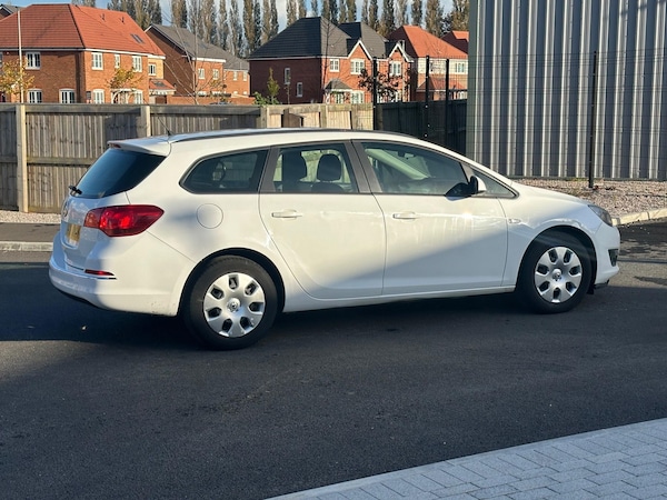 Used Vauxhall Astra 2013 for sale - 74879786: Photo 27