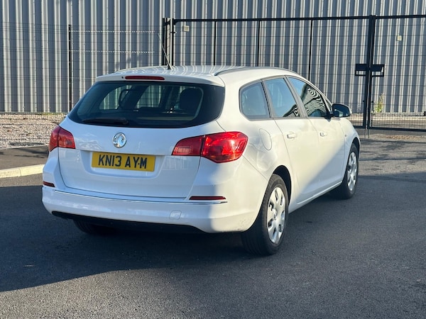 Used Vauxhall Astra 2013 for sale - 74879786: Photo 28