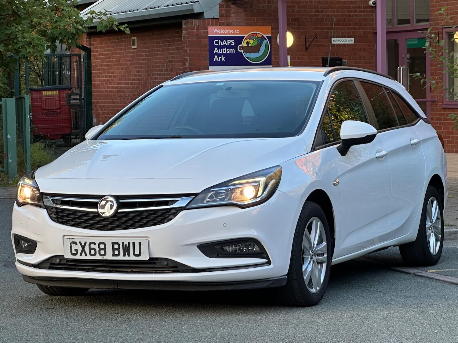 Used Vauxhall Astra 2018 for sale - 75866645: Photo 4
