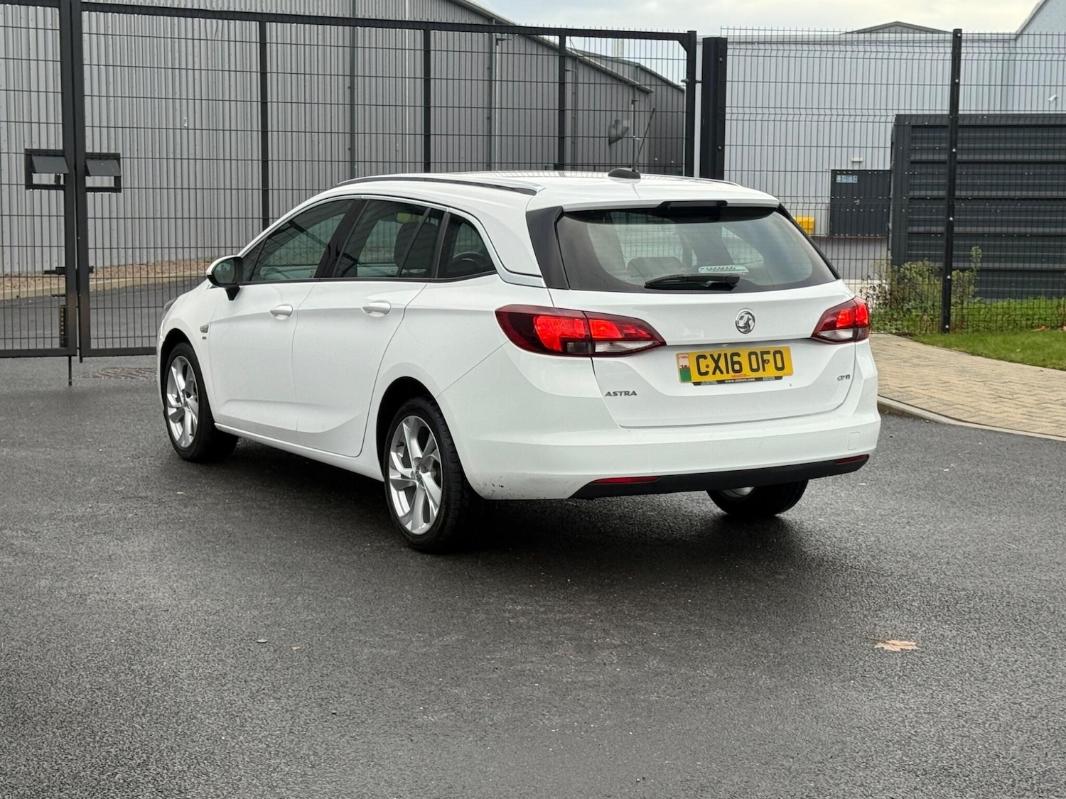 Used Vauxhall Astra 2016 for sale - 76743473: Photo 9