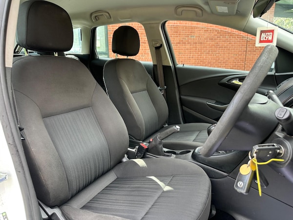Used Vauxhall Astra 2014 for sale - 75090214: Photo 13