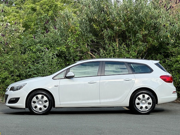 Used Vauxhall Astra 2014 for sale - 75090214: Photo 4