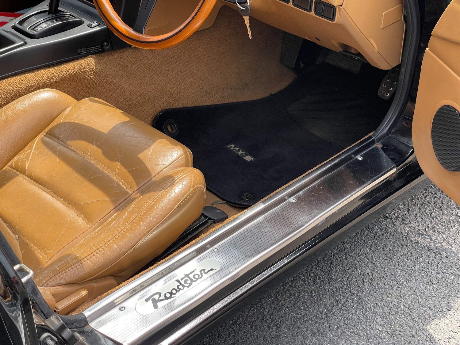 Used Mazda Eunos for sale - 76476582: Photo 23