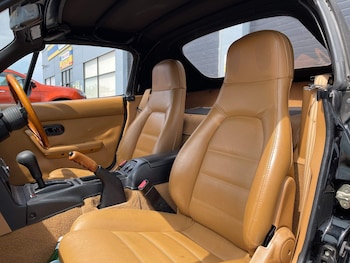 Used Mazda Eunos 1992 for sale - 76476582: Photo