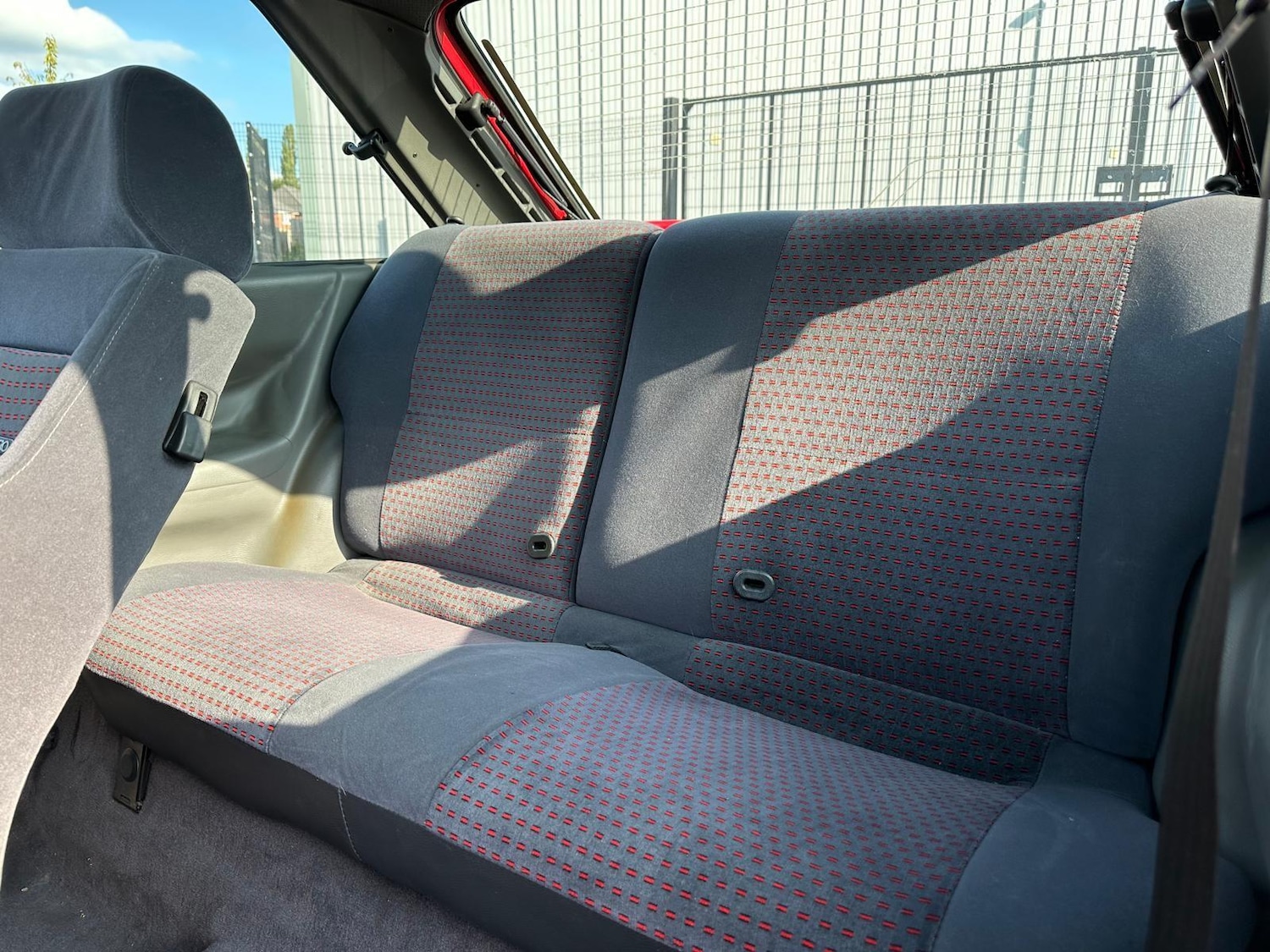 Used Ford Escort for sale - 76476583: Photo 31