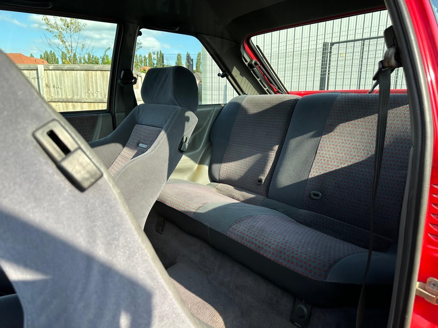 Used Ford Escort for sale - 76476583: Photo 32