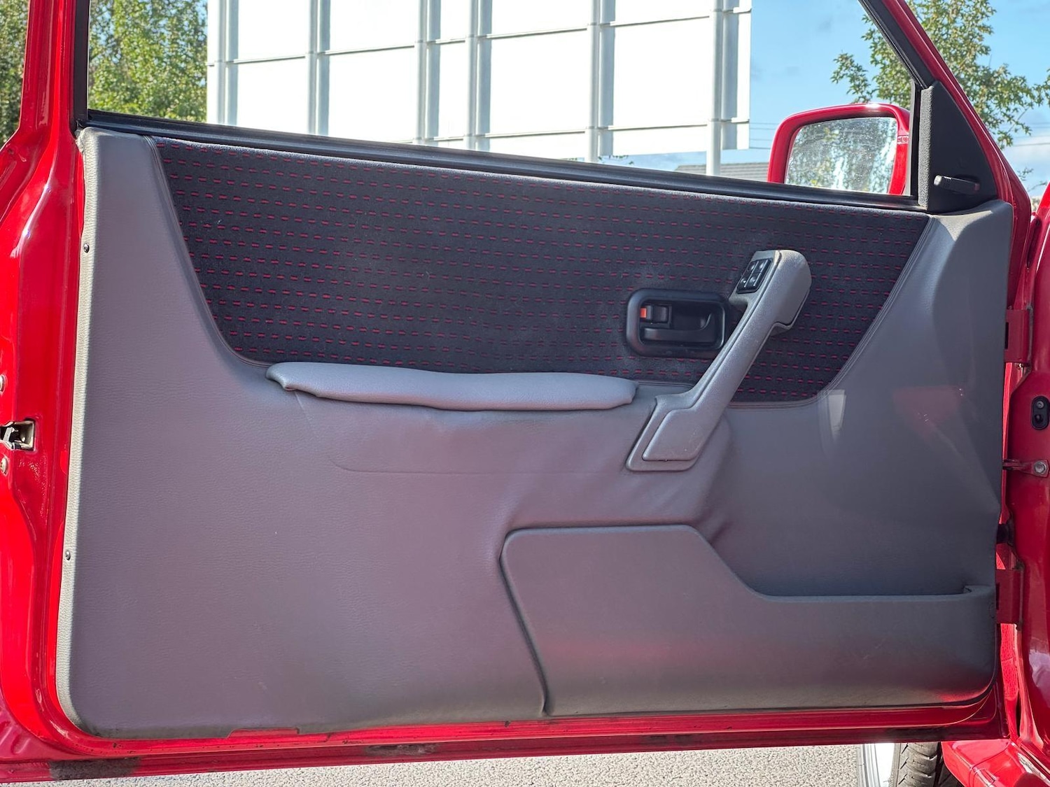 Used Ford Escort for sale - 76476583: Photo 34