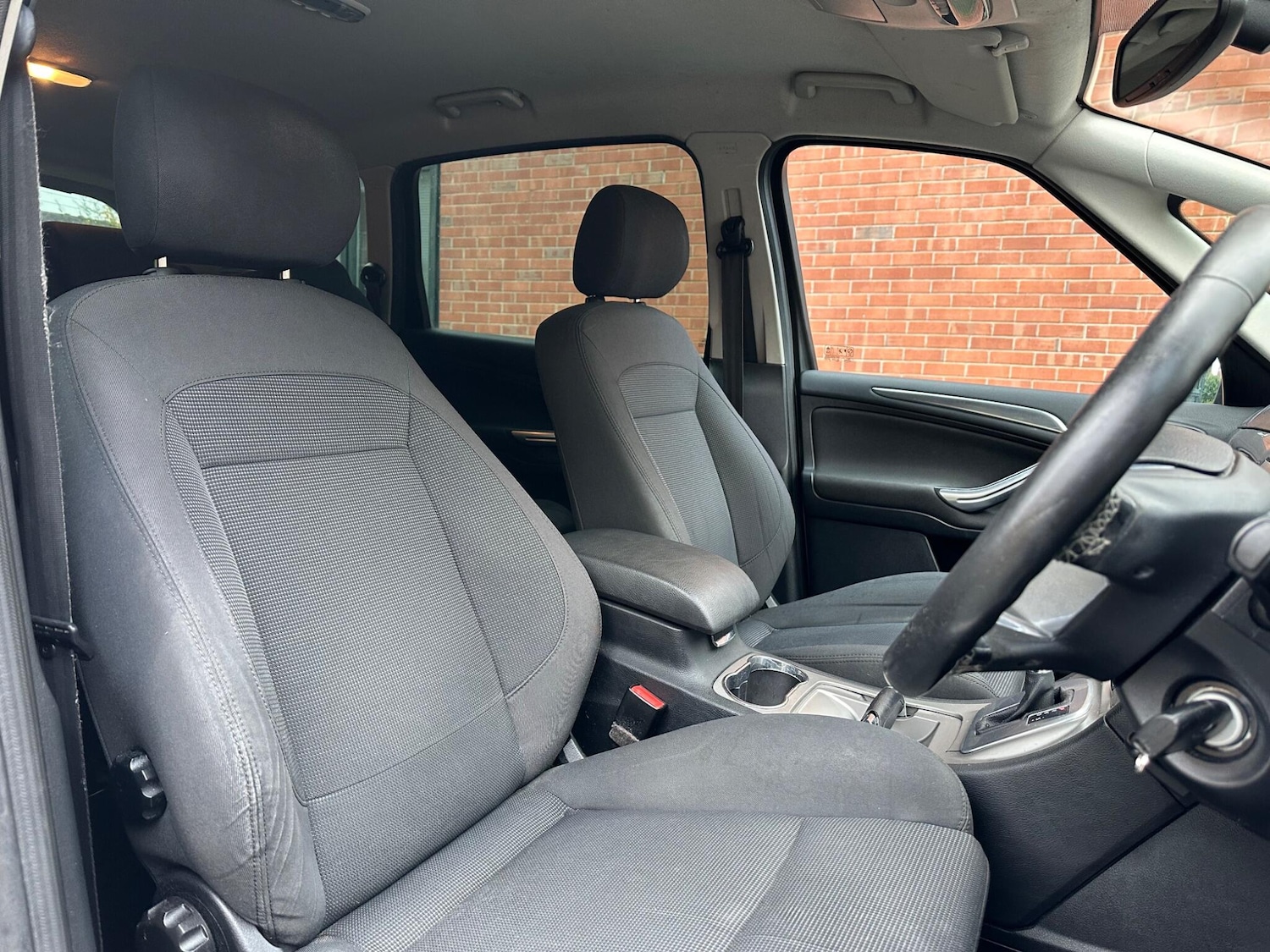 Used Ford S-Max 2009 for sale - 76667345: Photo 19