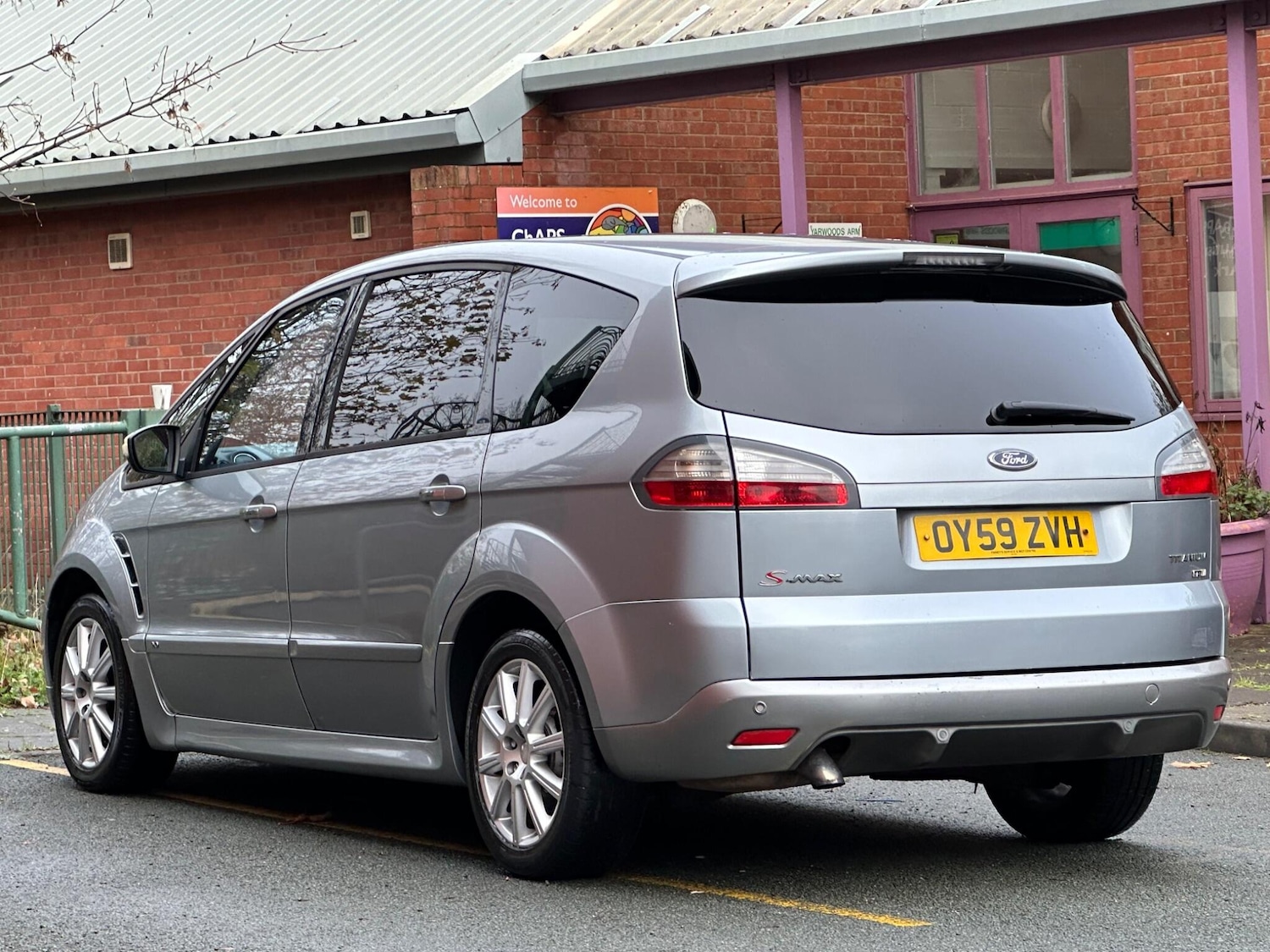 Used Ford S-Max 2009 for sale - 76667345: Photo 7