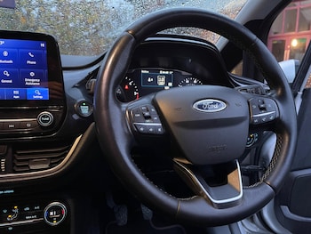 Used Ford Fiesta 2019 for sale - 76562201: Photo