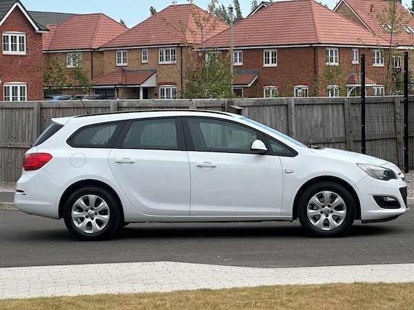 Used Vauxhall Astra 2015 for sale - 75682165: Photo 11