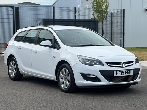 Used Vauxhall Astra 2015 for sale - 75682165: Photo 1