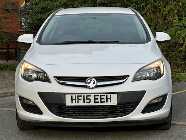 Used Vauxhall Astra 2015 for sale - 75682165: Photo 3