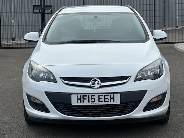 Used Vauxhall Astra 2015 for sale - 75682165: Photo 4