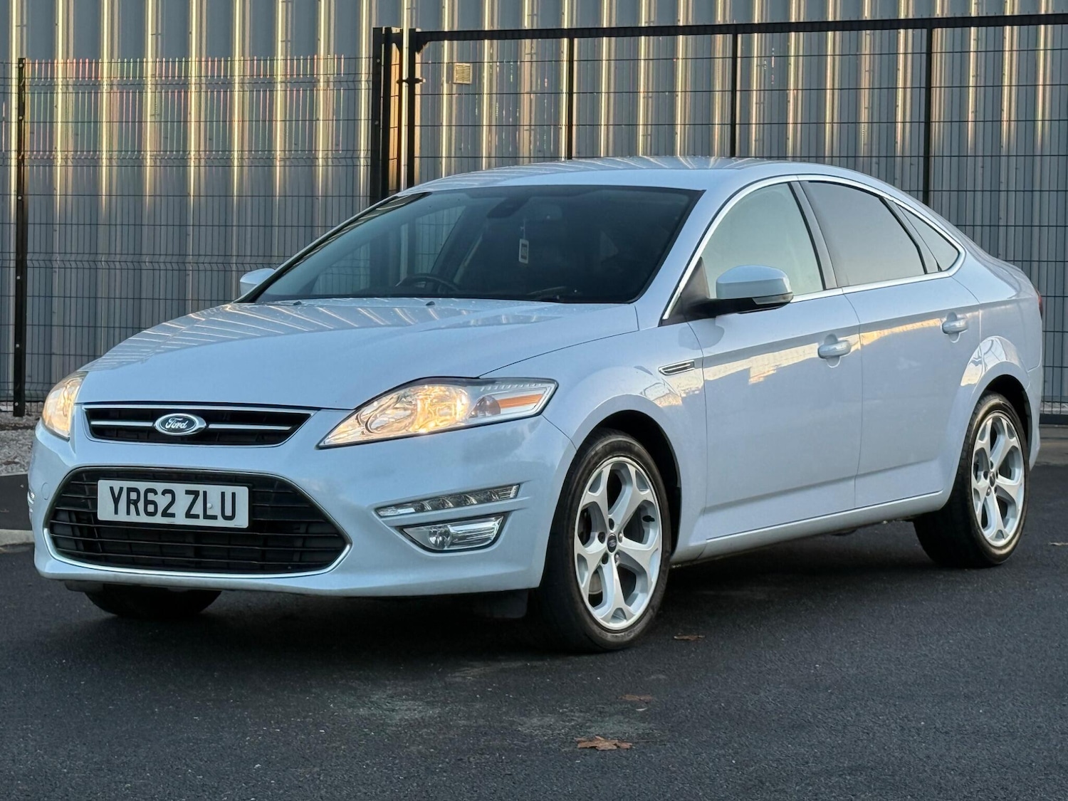 Used Ford Mondeo 2012 for sale - 76727865: Photo 12