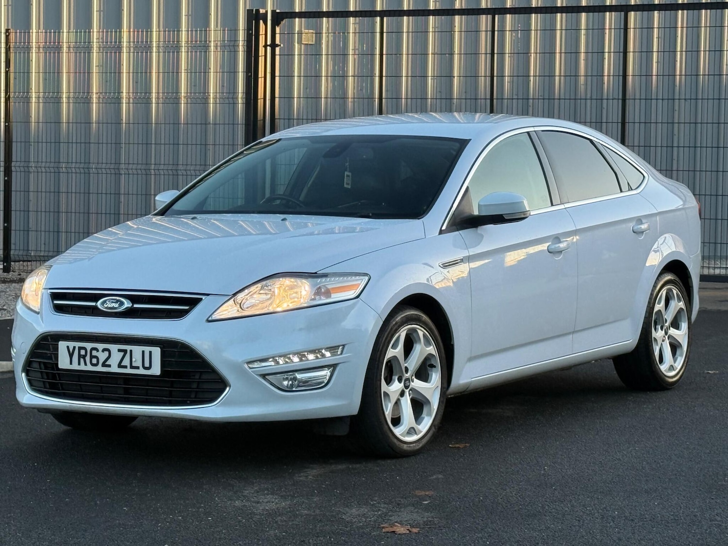 Used Ford Mondeo 2012 for sale - 76727865: Photo 13