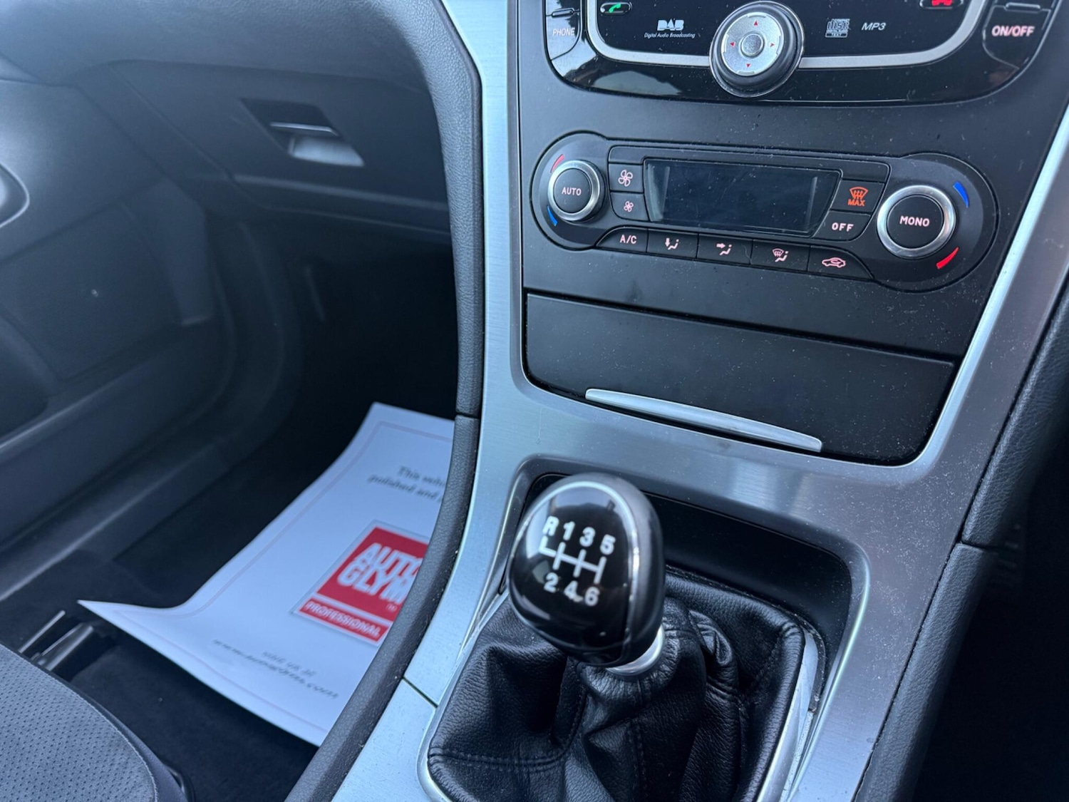 Used Ford Mondeo 2012 for sale - 76727865: Photo 28