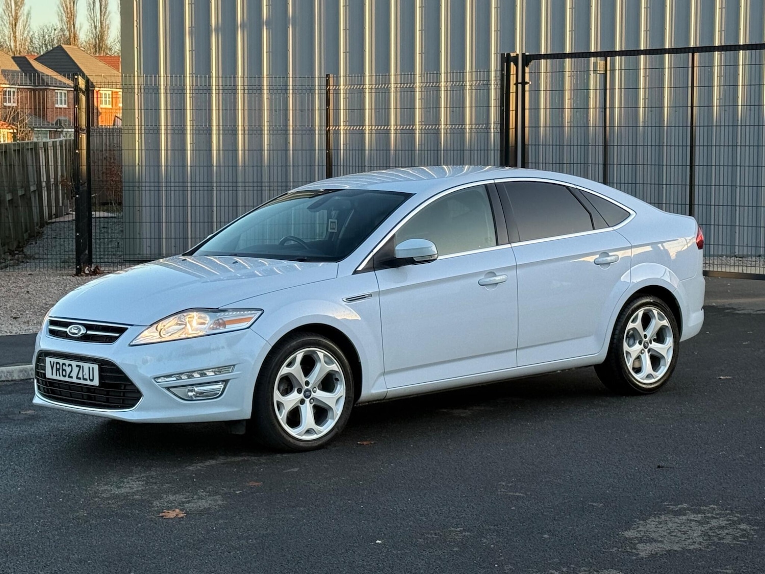 Used Ford Mondeo 2012 for sale - 76727865: Photo 3